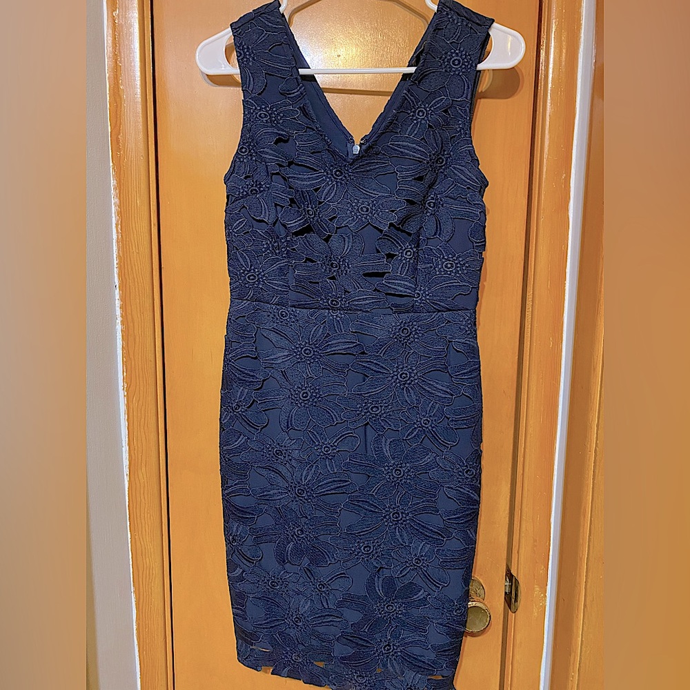 Banana Republic NWT Woman Navy Blue Sleeveless Lace Up Floral Dress